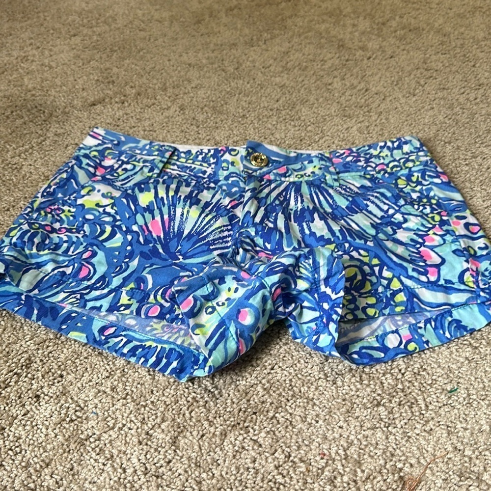 Lilly Pulitzer Walsh shorts Size 2 Summer
